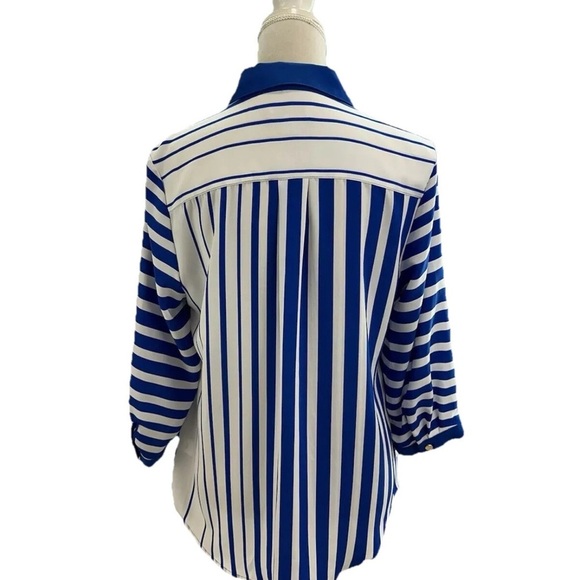 NWOT Susan Graver White Blue Striped Golden Button Shirt Size Small 3/4 Sleeves - Picture 2 of 7